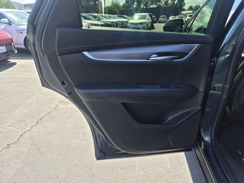 Used 2019 Cadillac XT5 Luxury FWD image 21
