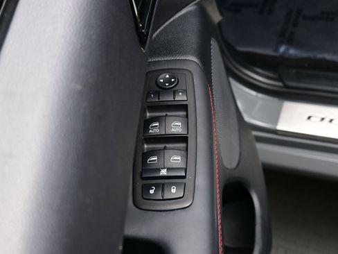 Used 2024 Dodge Durango GT image 11