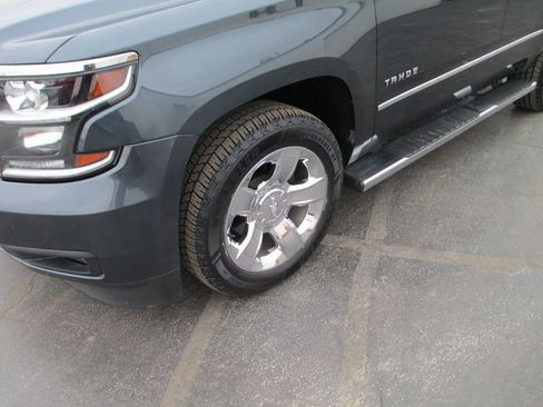 Used 2019 Chevrolet Tahoe LT w/ LT Signature Package image 12