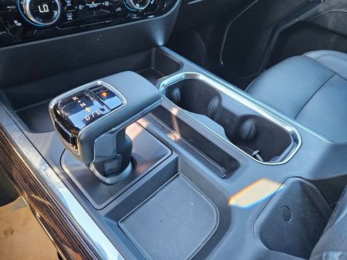 Used 2024 GMC Sierra 1500 Elevation w/ Elevation Premium Package AWD/4WD image 11
