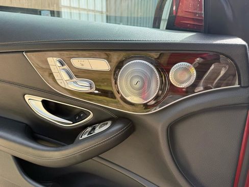 Used 2016 Mercedes-Benz Metris Passenger image 20
