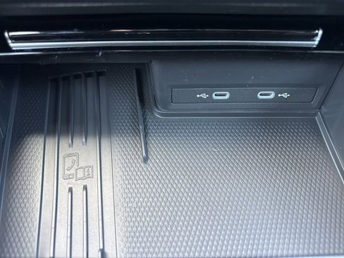 New 2026 Volkswagen Atlas Cross Sport SE FWD image 25