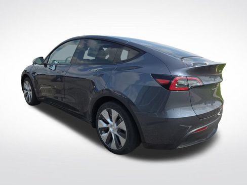 Used 2023 Tesla Model Y Long Range AWD/4WD image 19