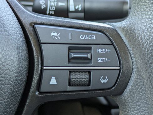 Used 2023 Honda Accord LX image 27