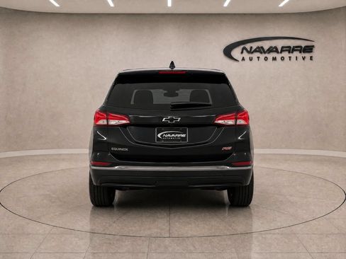 Used 2022 Chevrolet Equinox RS w/ Infotainment Package FWD image 6