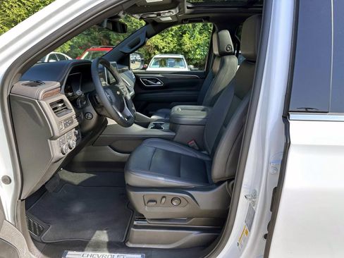 Used 2023 Chevrolet Tahoe LT w/ LT Signature Package AWD/4WD image 11