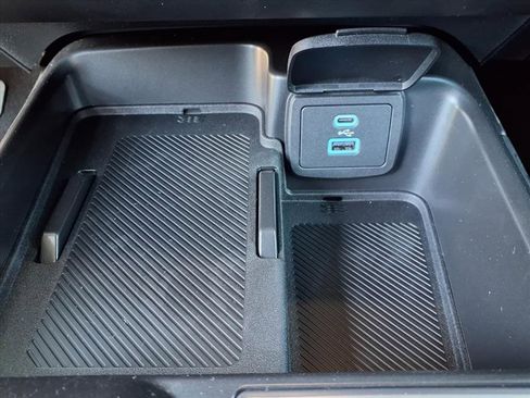 New 2025 Ford Bronco Outer Banks image 11