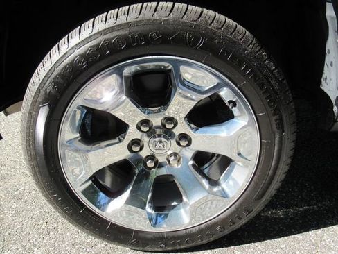 Used 2019 RAM 1500 Big Horn AWD/4WD image 8
