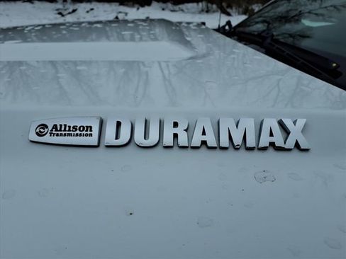 Used 2019 GMC Sierra 3500 Denali w/ Duramax Plus Package image 9