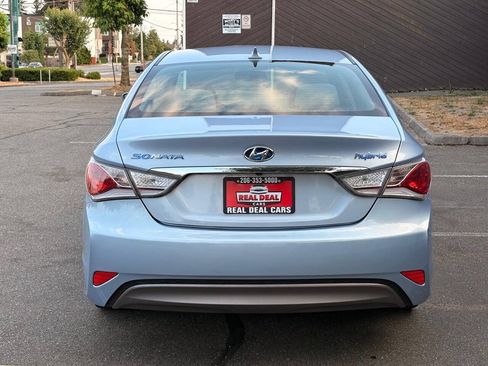 Used 2014 Hyundai Sonata Hybrid FWD image 5