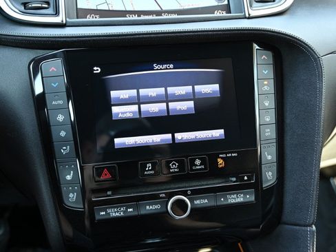 Used 2019 INFINITI QX50 Essential w/ Sensory Package AWD/4WD image 28
