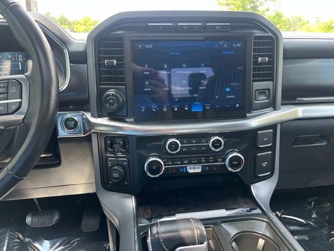Used 2023 Ford F150 Lariat w/ Equipment Group 502A High AWD/4WD image 30
