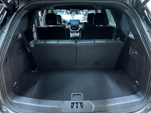Certified 2025 Ford Explorer ST image 25