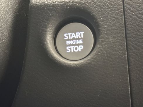 Used 2022 Nissan Frontier S w/ Technology Package image 19