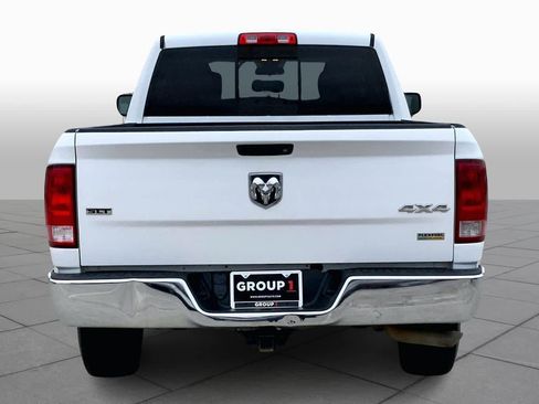 Used 2018 RAM 1500 Classic SLT image 4