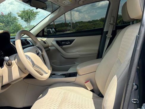Used 2016 Nissan Altima 2.5 S FWD image 10