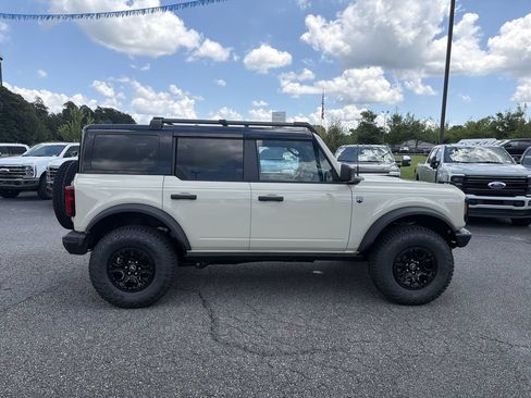 New 2026 Ford Bronco Big Bend w/ Black Diamond Package AWD/4WD image 8