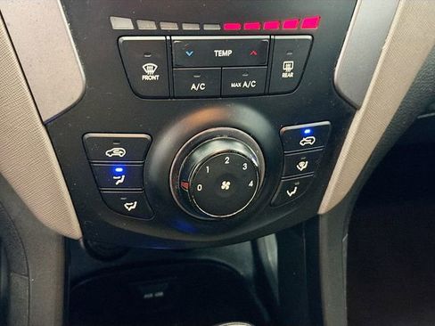 Used 2016 Hyundai Santa Fe Sport AWD/4WD image 17