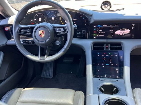 Certified 2022 Porsche Taycan 4S image 16