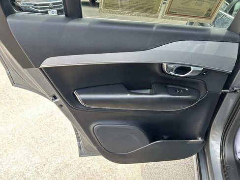 Used 2017 Volvo XC90 T5 R-Design w/ Vision Package FWD image 27
