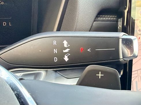 Used 2025 GMC Terrain Elevation image 27