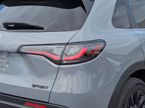 Used 2024 Honda HR-V Sport image 7