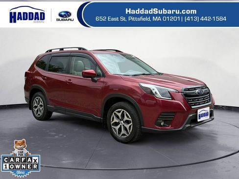 Certified 2024 Subaru Forester Premium AWD/4WD image 9