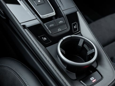 New 2026 Porsche 911 Carrera 4 GTS image 32