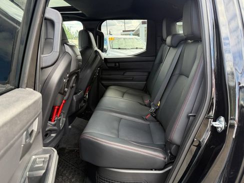 Used 2025 Toyota Tacoma TRD Pro AWD/4WD image 11