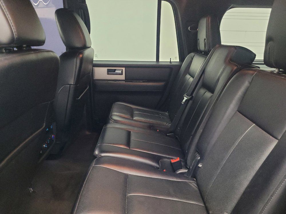 Used 2017 Ford Expedition Limited AWD/4WD image 18