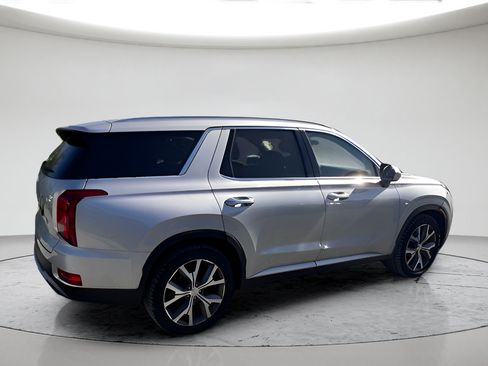 Used 2022 Hyundai Palisade SEL w/ Convenience Package AWD/4WD image 2