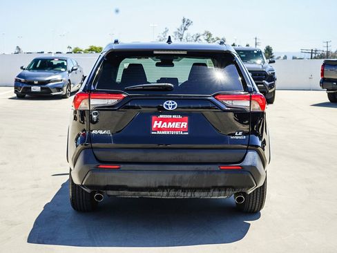 Certified 2024 Toyota RAV4 LE AWD/4WD image 3