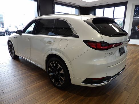 Certified 2024 MAZDA CX-90 3.3 Turbo S w/ Premium Plus AWD/4WD image 8
