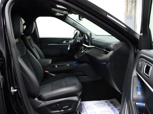 New 2026 Ford Explorer Tremor AWD/4WD image 17