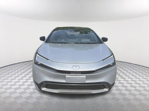 New 2026 Toyota Prius XLE FWD image 2