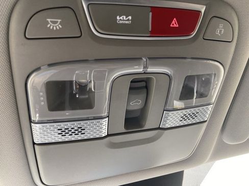 Used 2025 Kia Telluride S FWD image 49
