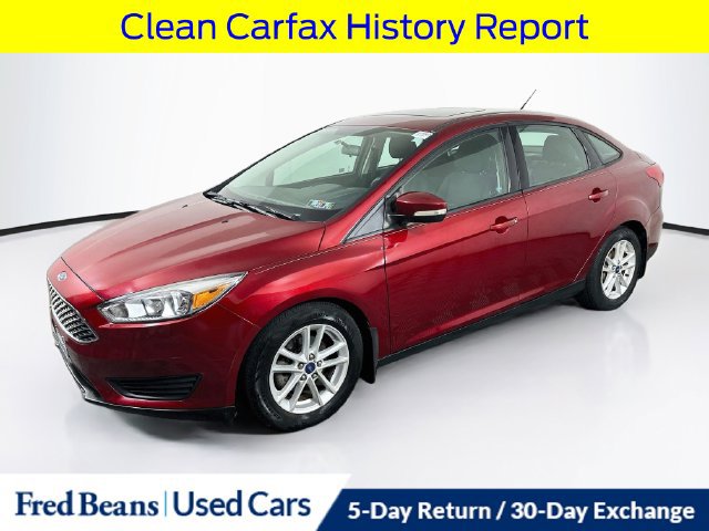 Used 2016 Ford Focus SE w/ SE Power Seat Package FWD image 4