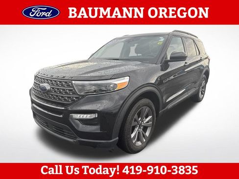 Used 2023 Ford Explorer XLT w/ Equipment Group 202A AWD/4WD image 7
