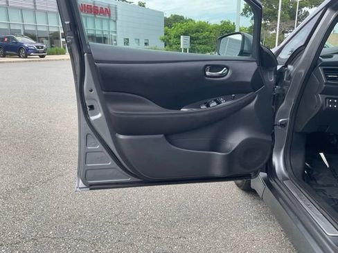Used 2024 Nissan Leaf SV Plus FWD image 9