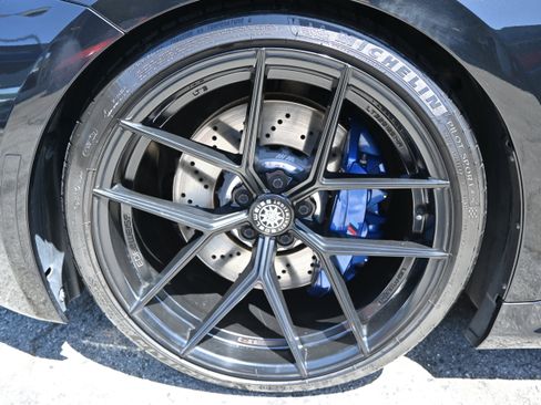 Used 2023 BMW M2 w/ Lighting Package RWD image 38