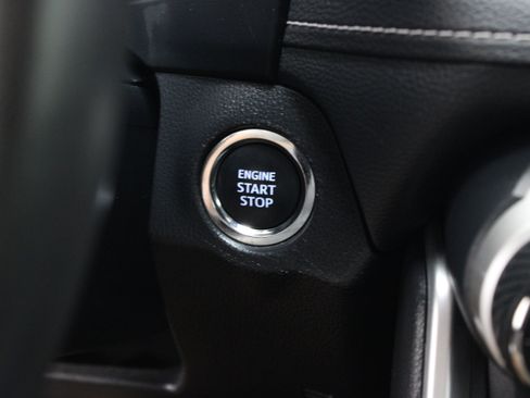 Used 2023 Toyota RAV4 XLE Premium FWD image 18