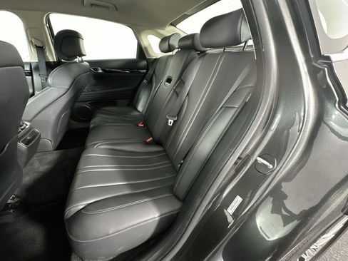 Used 2023 Genesis G80 2.5T AWD/4WD image 23