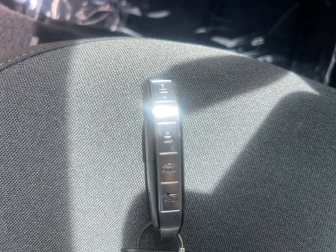 Used 2025 Kia K4 LXS image 18