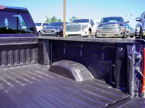 Used 2020 Chevrolet Silverado 2500 Custom w/ Custom Value Package AWD/4WD image 12