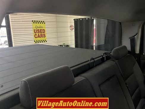 Used 2018 Chevrolet Silverado 1500 LT w/ All Star Edition image 34