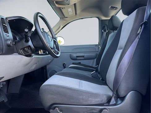 Used 2008 GMC Sierra 1500 W/T w/ SL Package RWD image 9