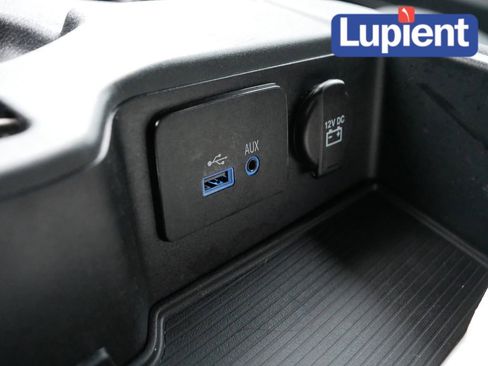 Used 2017 RAM 1500 Express image 26