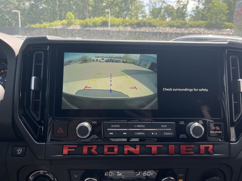 New 2025 Nissan Frontier PRO-4X image 24