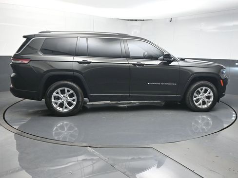 Used 2023 Jeep Grand Cherokee L Limited image 8