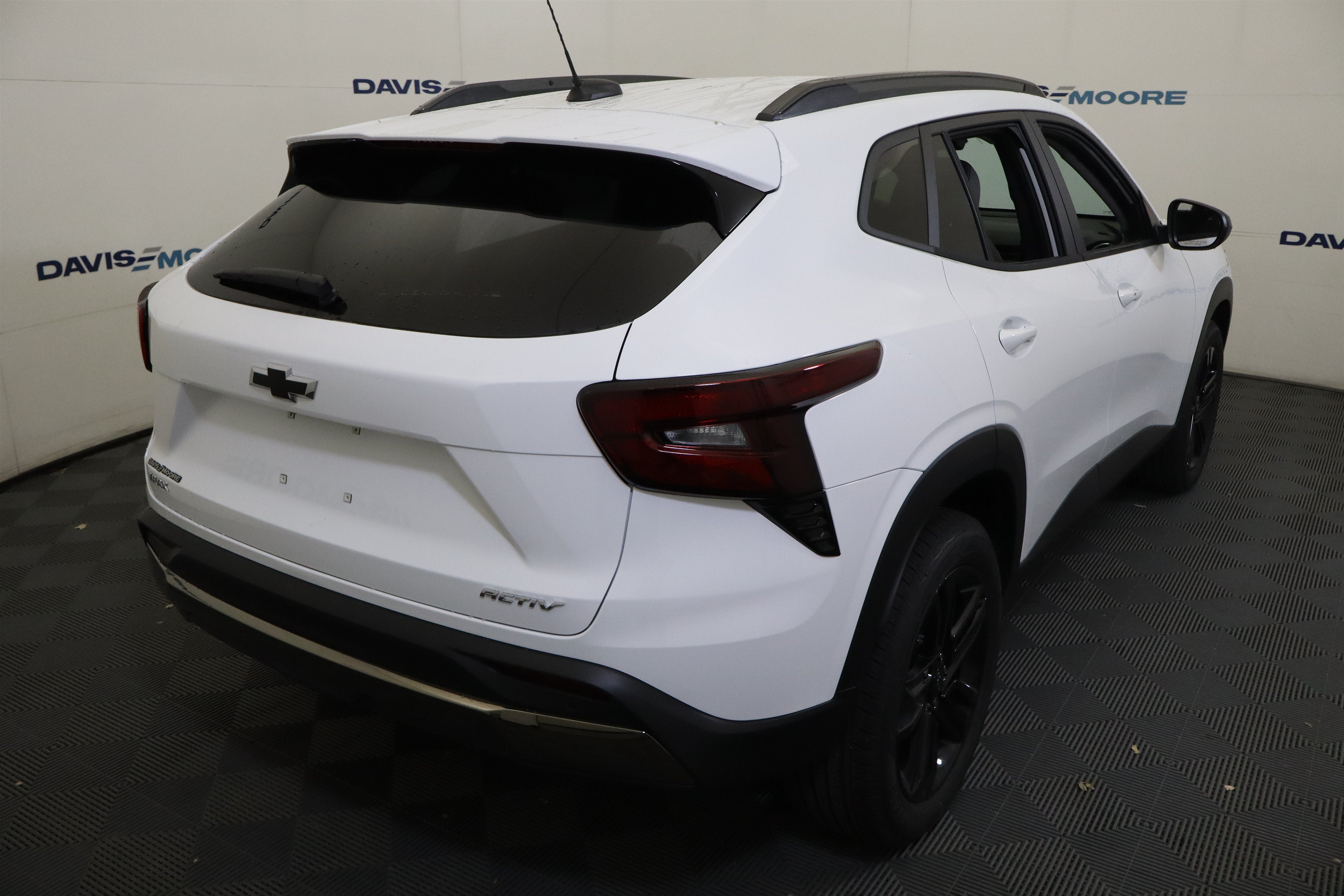 New 2026 Chevrolet Trax ACTIV w/ Driver Confidence Package FWD image 6